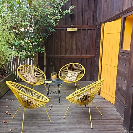 T3 A Proximite Du Bassin